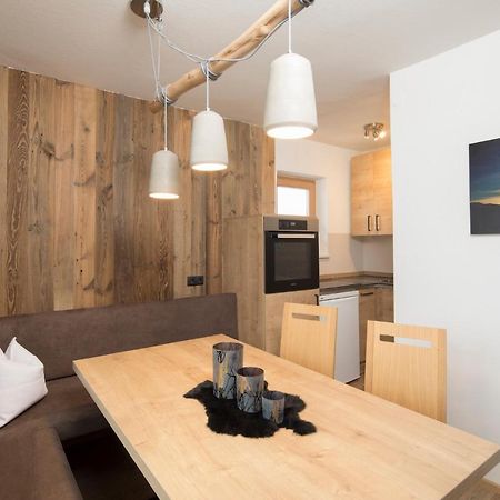 Angerer Alpine Suiten Und Familienappartements Tirol ライト・イム・アルプバッハタール エクステリア 写真