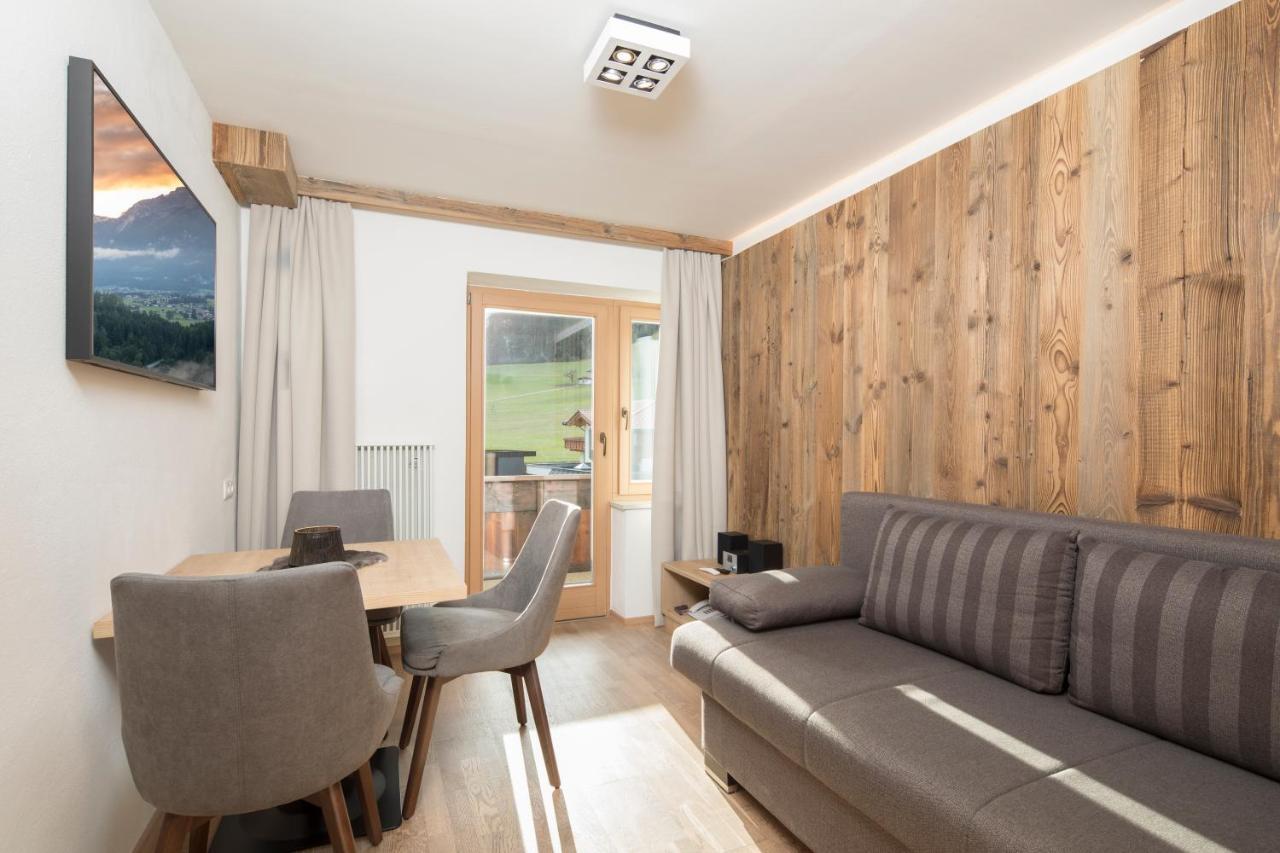 Angerer Alpine Suiten Und Familienappartements Tirol ライト・イム・アルプバッハタール エクステリア 写真